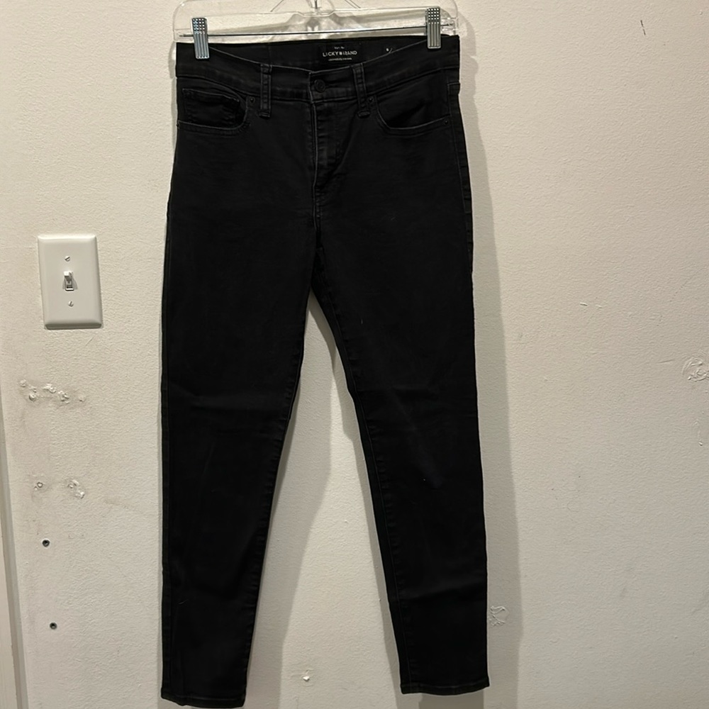 Lucky Brand The Brooke Legging. Black size 6/28